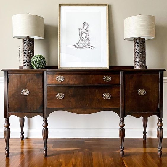 Foto de mueble antiguo